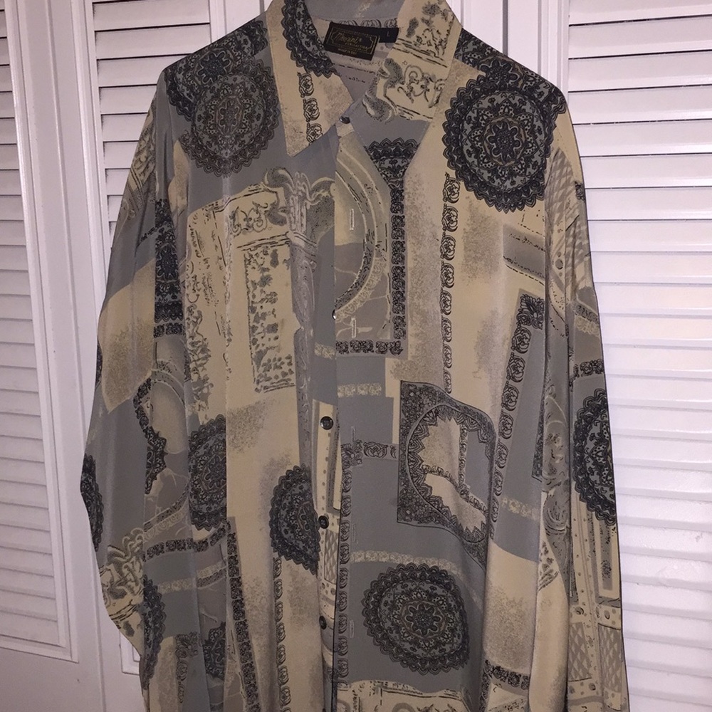 Men’s dress shirt